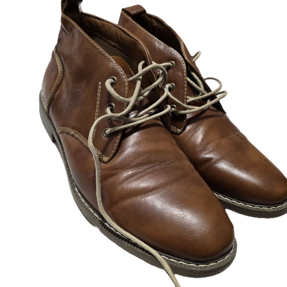 St. John's Bay Men's Brown Chukka Boots 8.5M Leather Memory Foam Dry+Cool